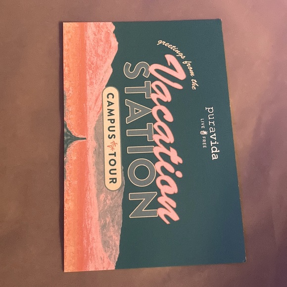 Pura vida bracelet and air freshener with post card - Picture 6 of 6